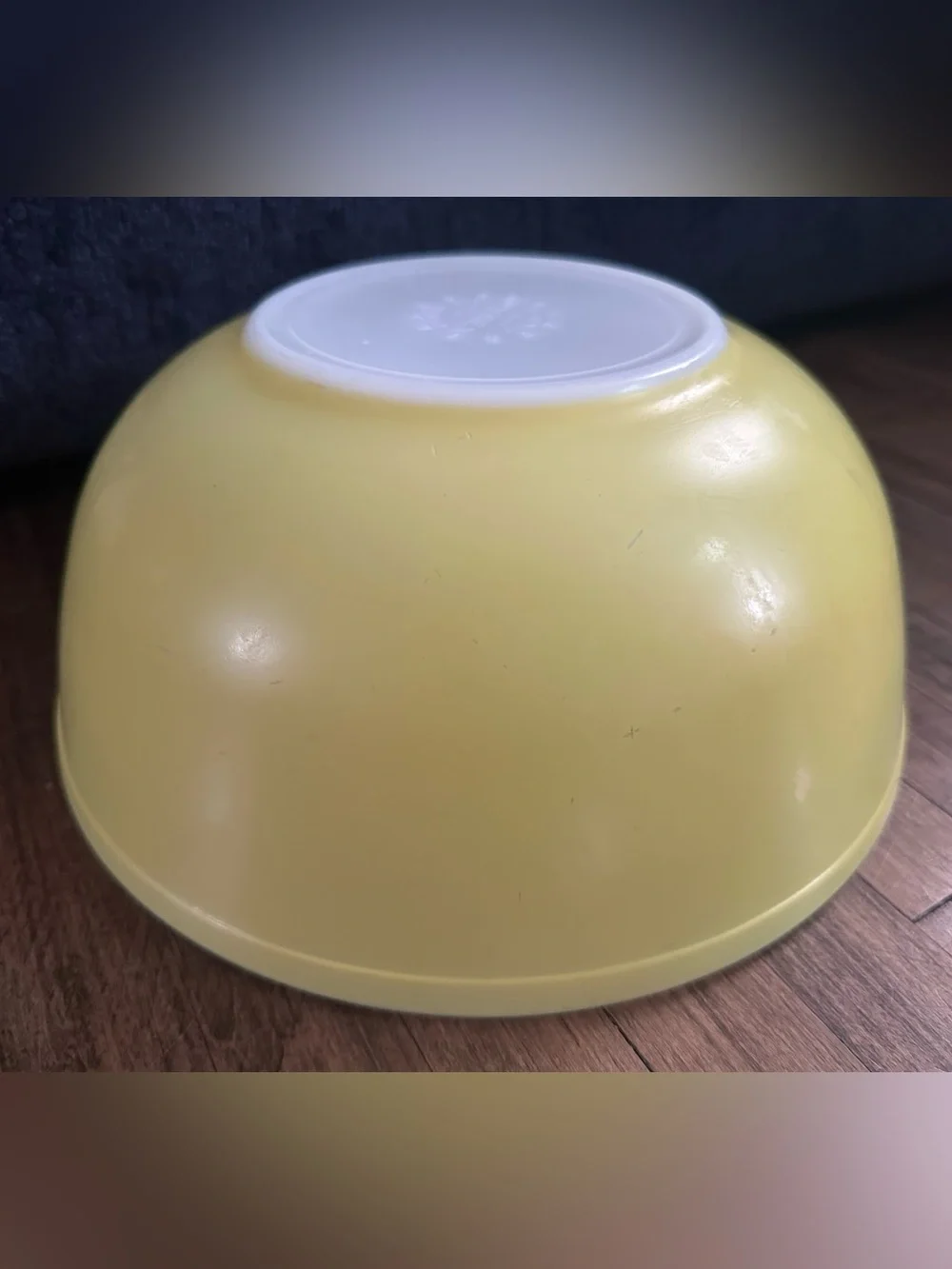 Vintage Pyrex Primary Colors Mixing Bowls - Full Set in Good Condition